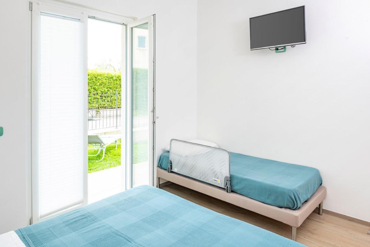 קוסטרמנו Villa Rosetta & Romeo Family Apartment מראה חיצוני תמונה